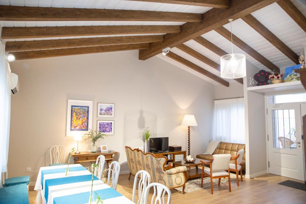 Azafran Consuegra Guest House Bagian luar foto